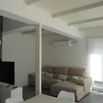 Hamabi Apartment